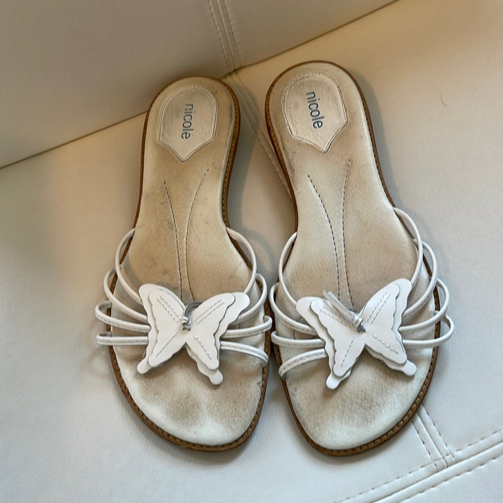 Nicole white sandals size 8 1/2 M